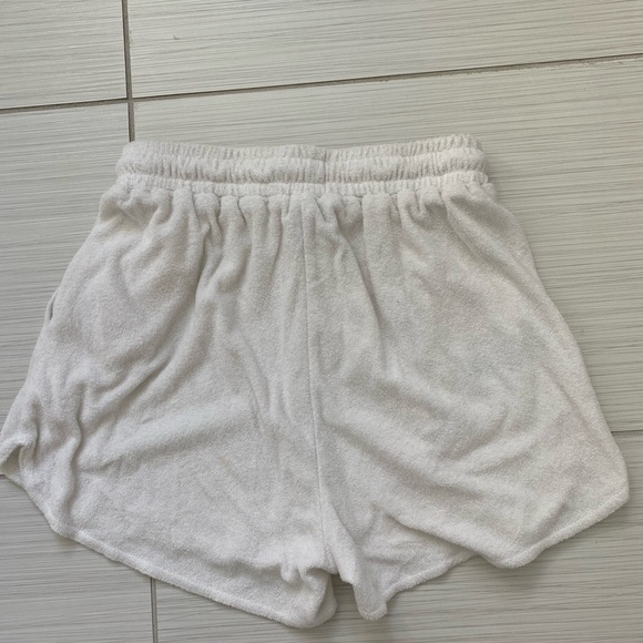 Edikted Bronti Terry Shirt and Shorts - Picture 3 of 4